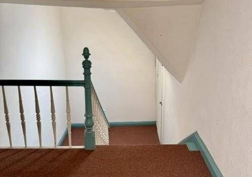 Treppe 4. OG ins DG