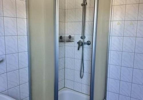 App. 2 Badezimmer