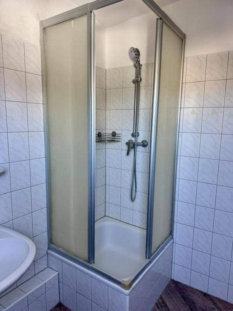App. 2 Badezimmer