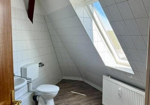 App. 3 Badezimmer