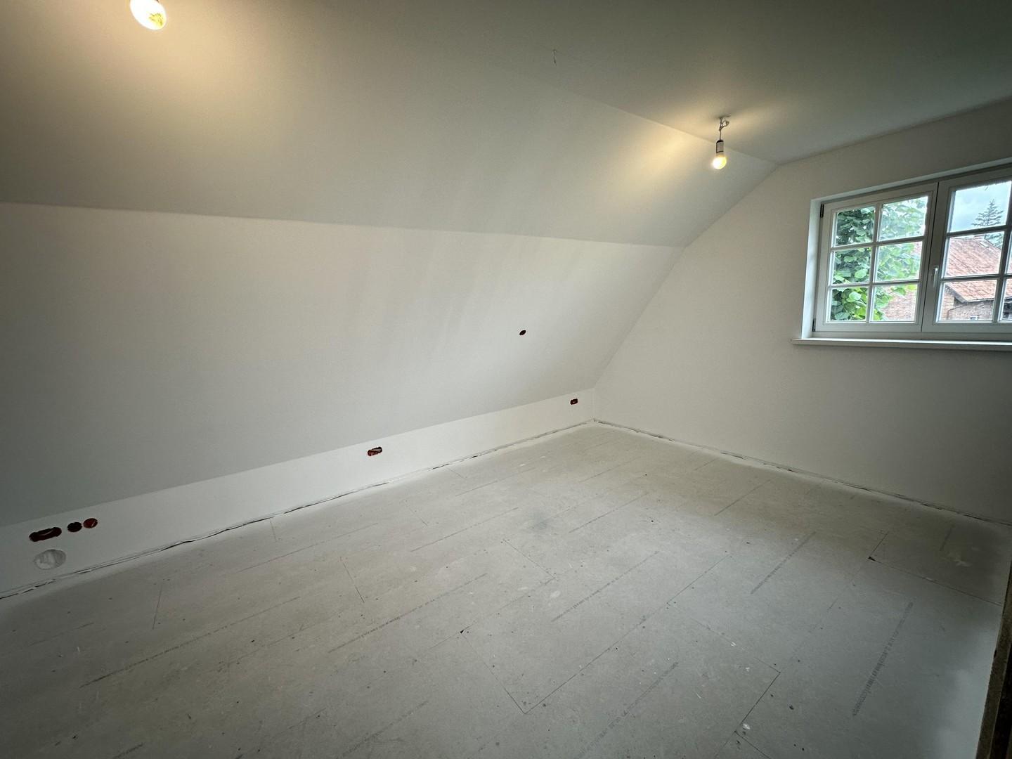 OG Zimmer 1 (ca. 13 qm)