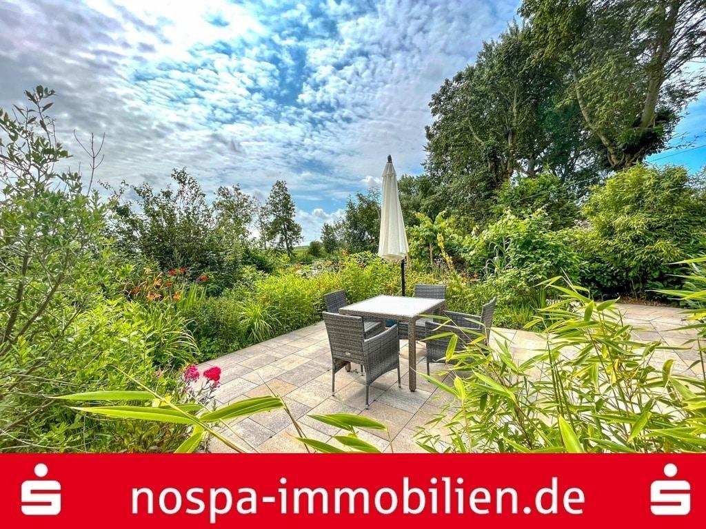 Terrasse zur Wohnung