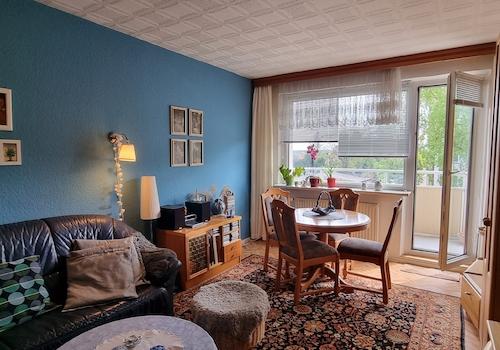 Wohnzimmer Richtung Balkon