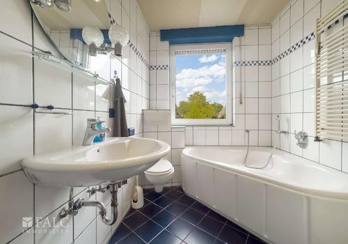 Badezimmer EG