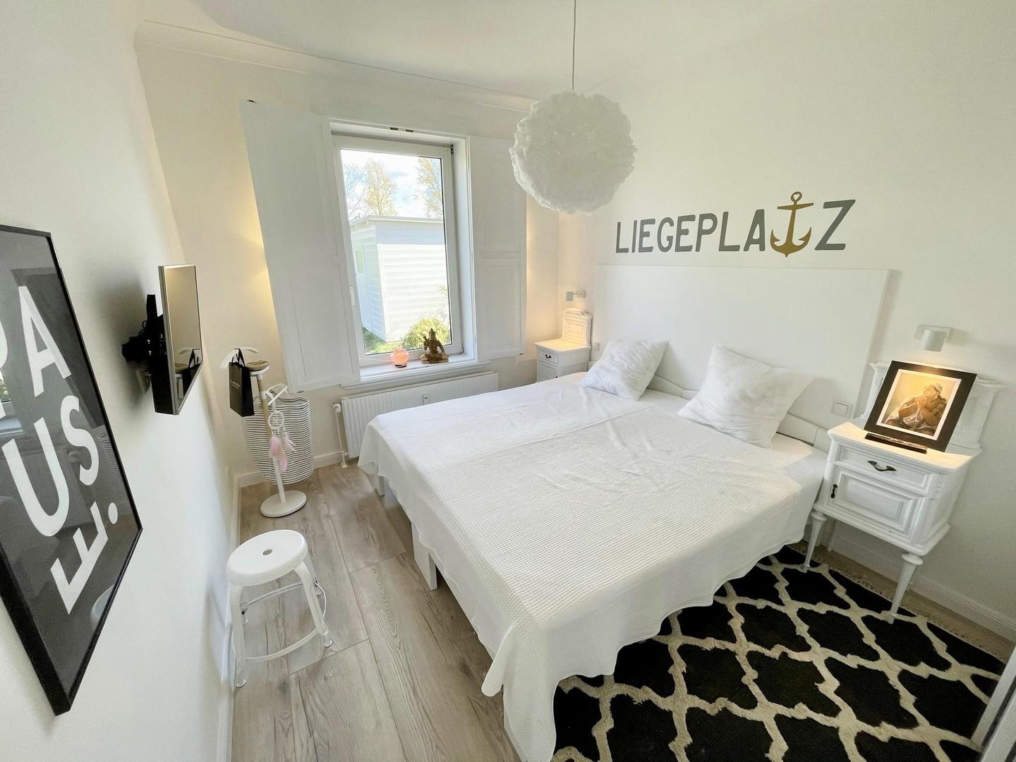 Schlafzimmer EG