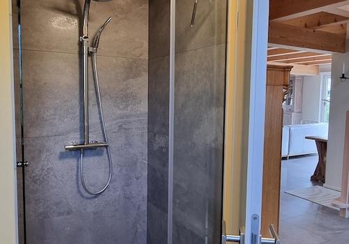 Gästebad mit Dusche