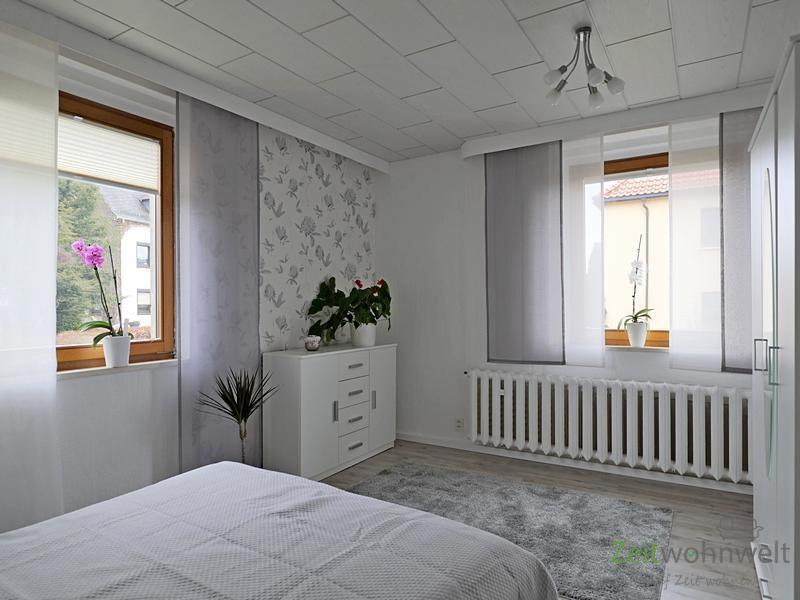 Blick ins Schlafzimmer