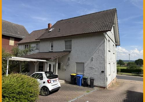 Ansicht mit Eingangsbereich