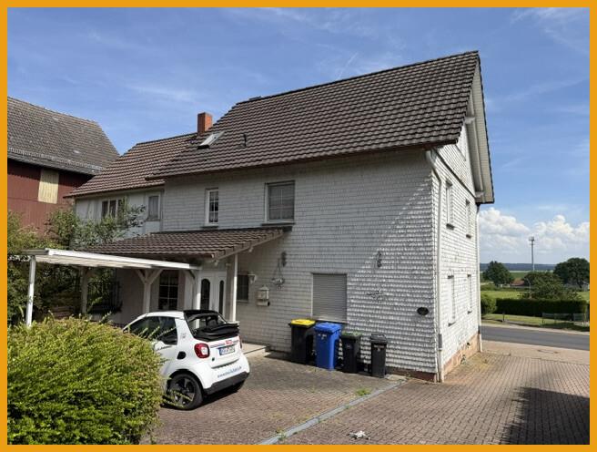 Ansicht mit Eingangsbereich