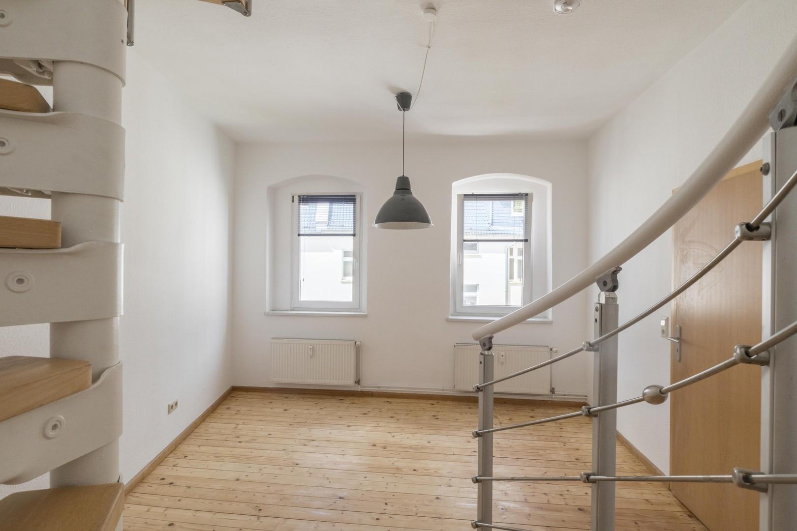 Schlafzimmer 1