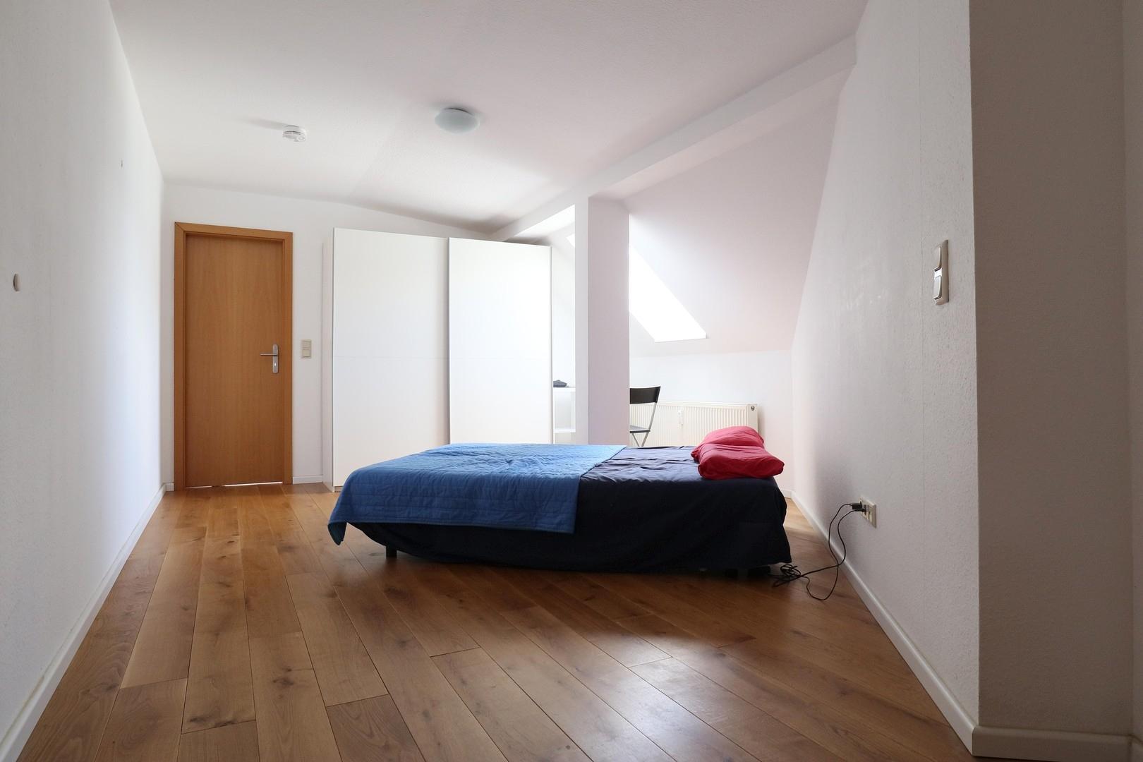 Schlafzimmer 2