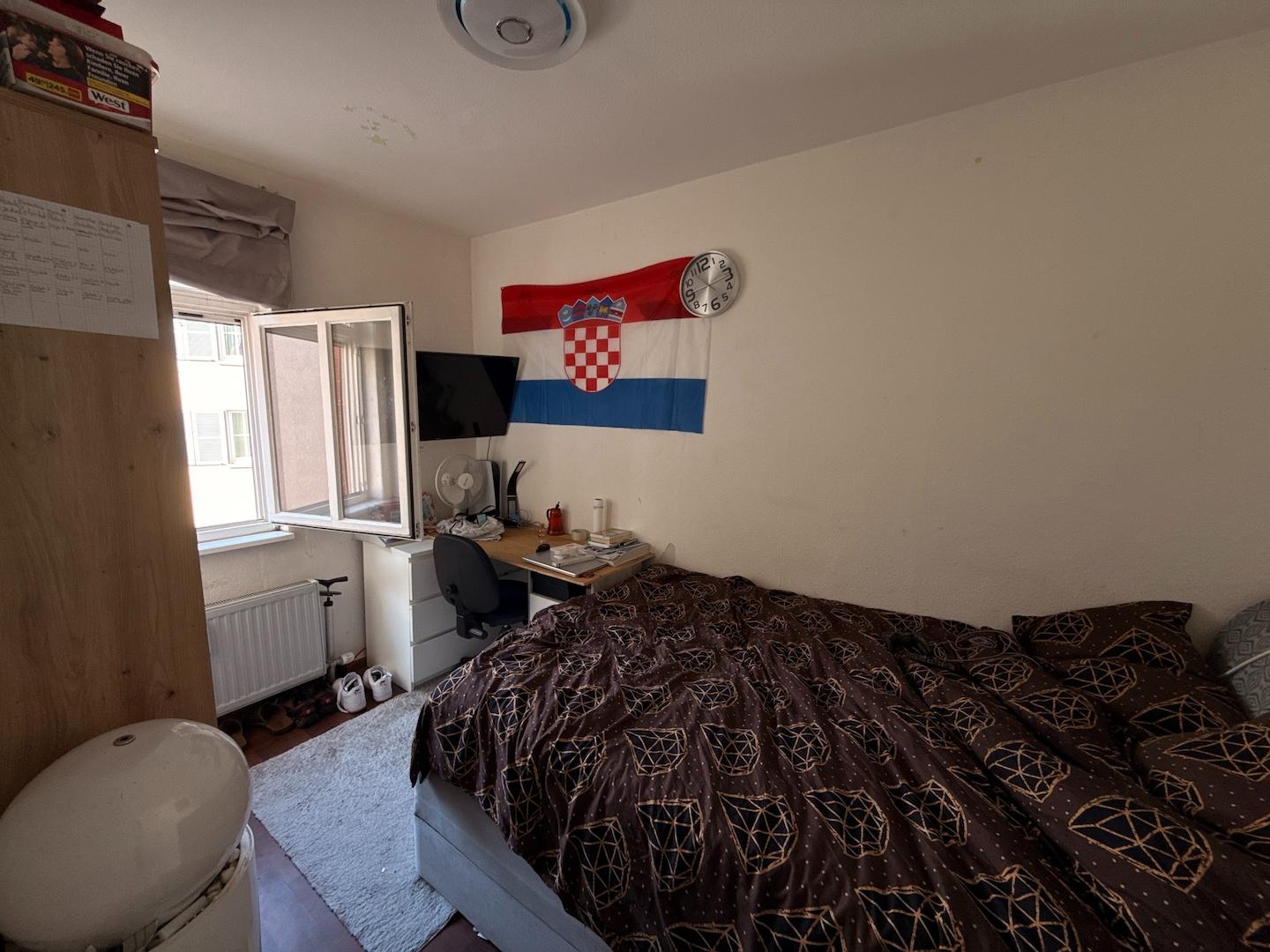 Schlafzimmer 2
