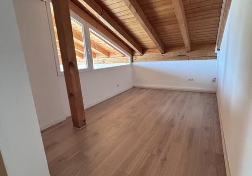 Raum mit Blick WZ+Üb.Dächer