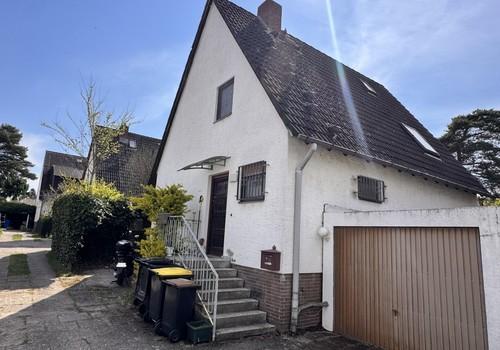 Auffahrt - Garage - Stellplatz