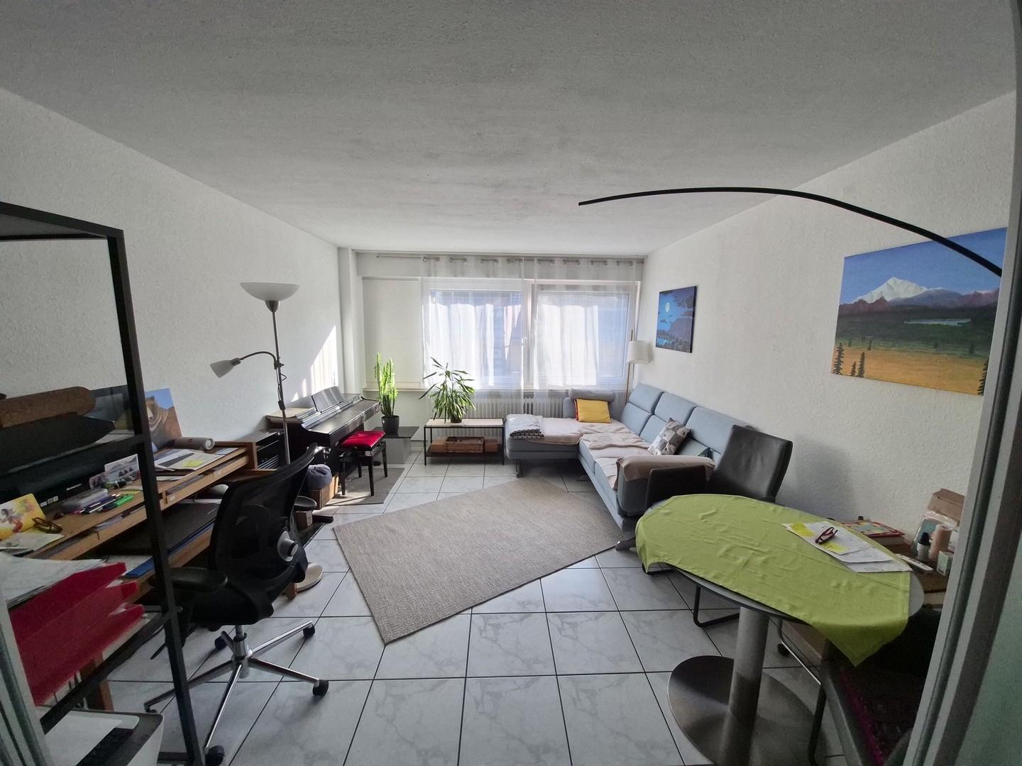 Wohnzimmer, ca 18 qm