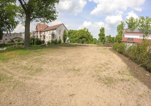 Aufnahme zur Straßenseite