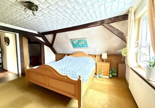 Schlafzimmer DG