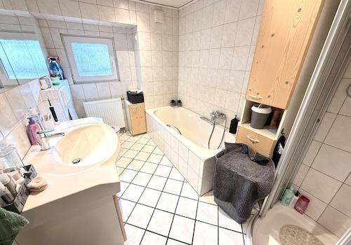 Badezimmer EG