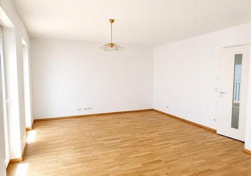 Wohnzimmer unmöbliert