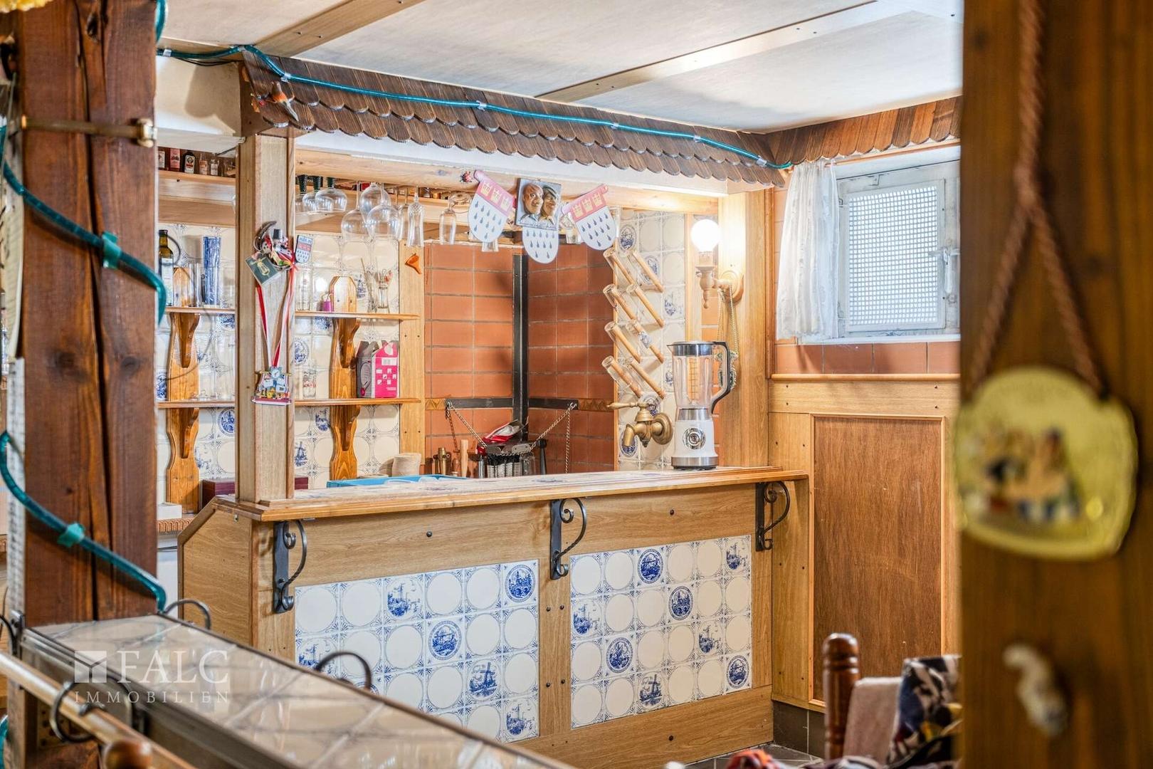 Bar im Partyraum UG