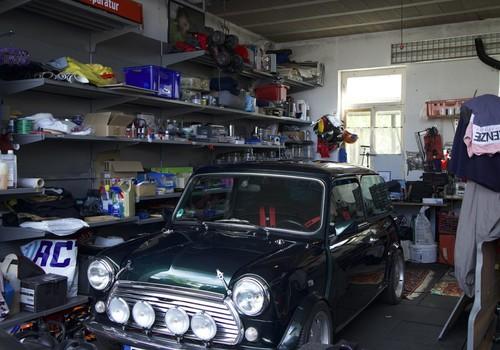 Großzügige Garage