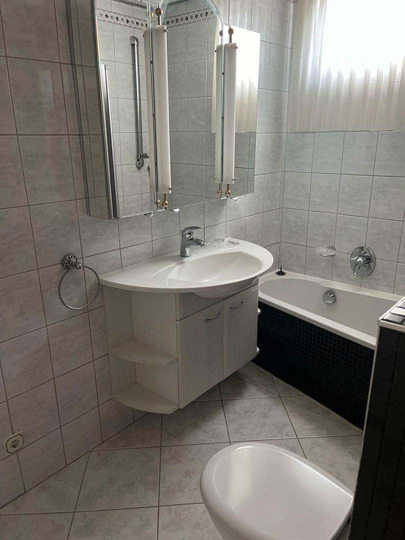 Großzügiges Bad mit Komfort