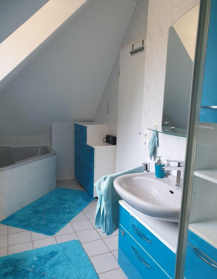 Blick ins Badezimmer