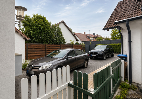 Hof/Parkfläche