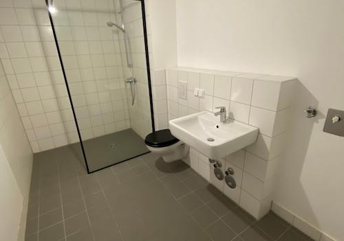 Bad mit bodengleicher Dusche