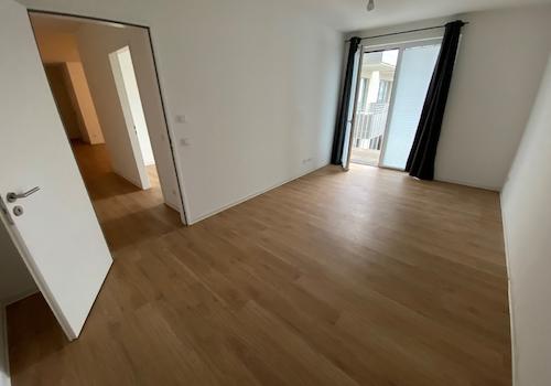 Raum 3 mit Balkonzugang
