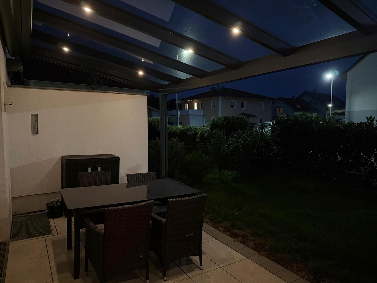 überdachte Terrasse