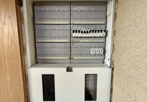 Haus Nr. 6 EG Elektrokasten