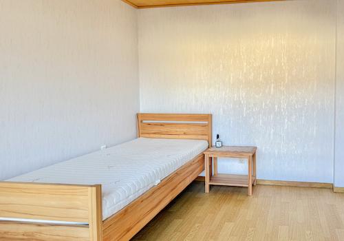 Haus Nr. 6 OG Kinderzimmer mit Balkon
