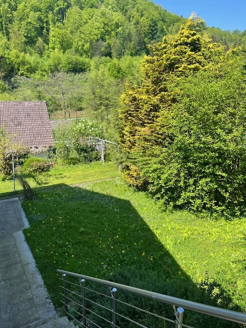 Seitlicher Eingang zum UG