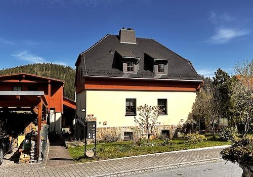 Straßenansicht