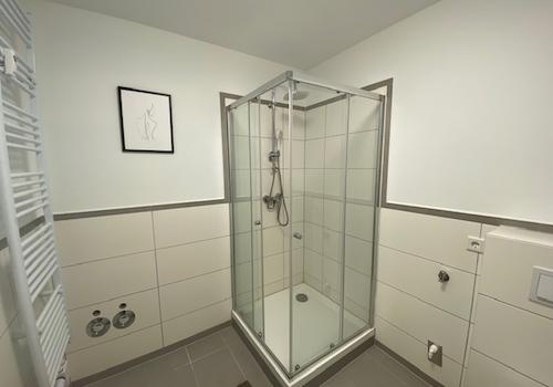 Bad mit Dusche