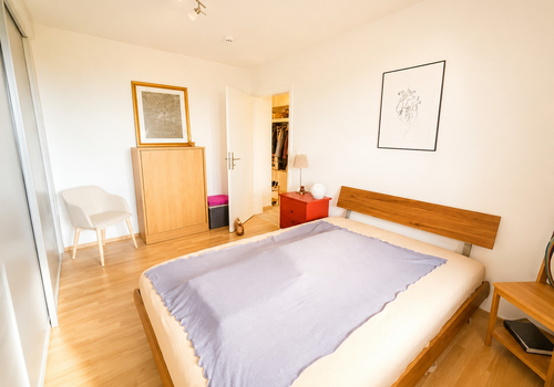 Schlafzimmer Fensterseite