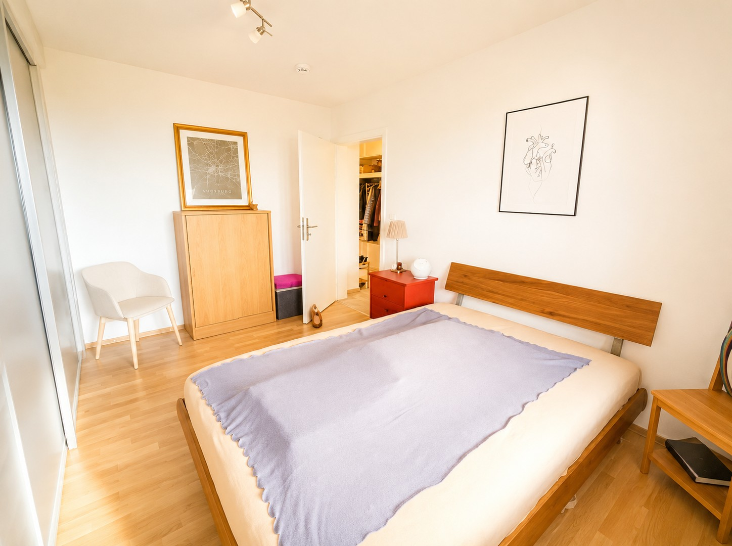 Schlafzimmer Fensterseite