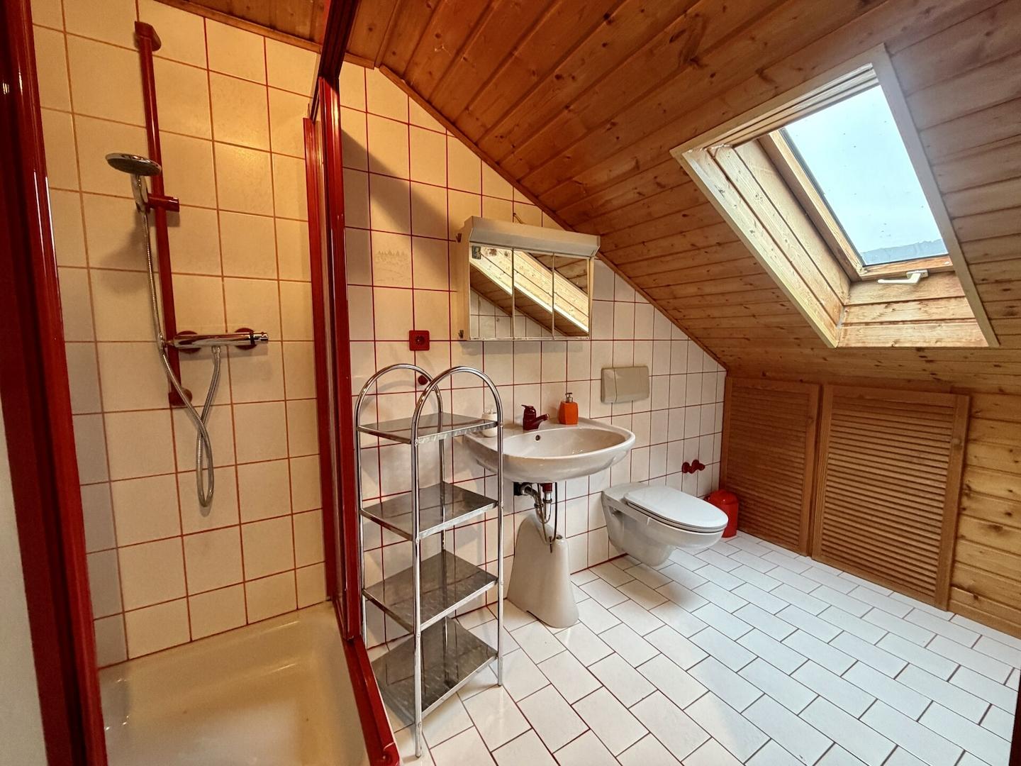 Badezimmer DG