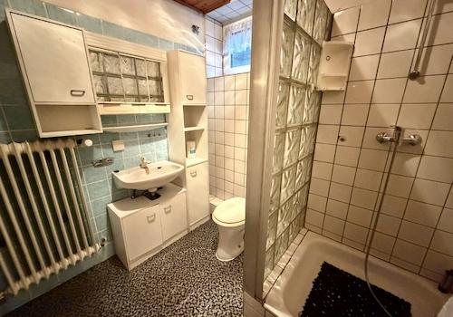 Badezimmer KG