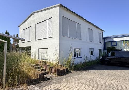 Verwaltungsgebäude
