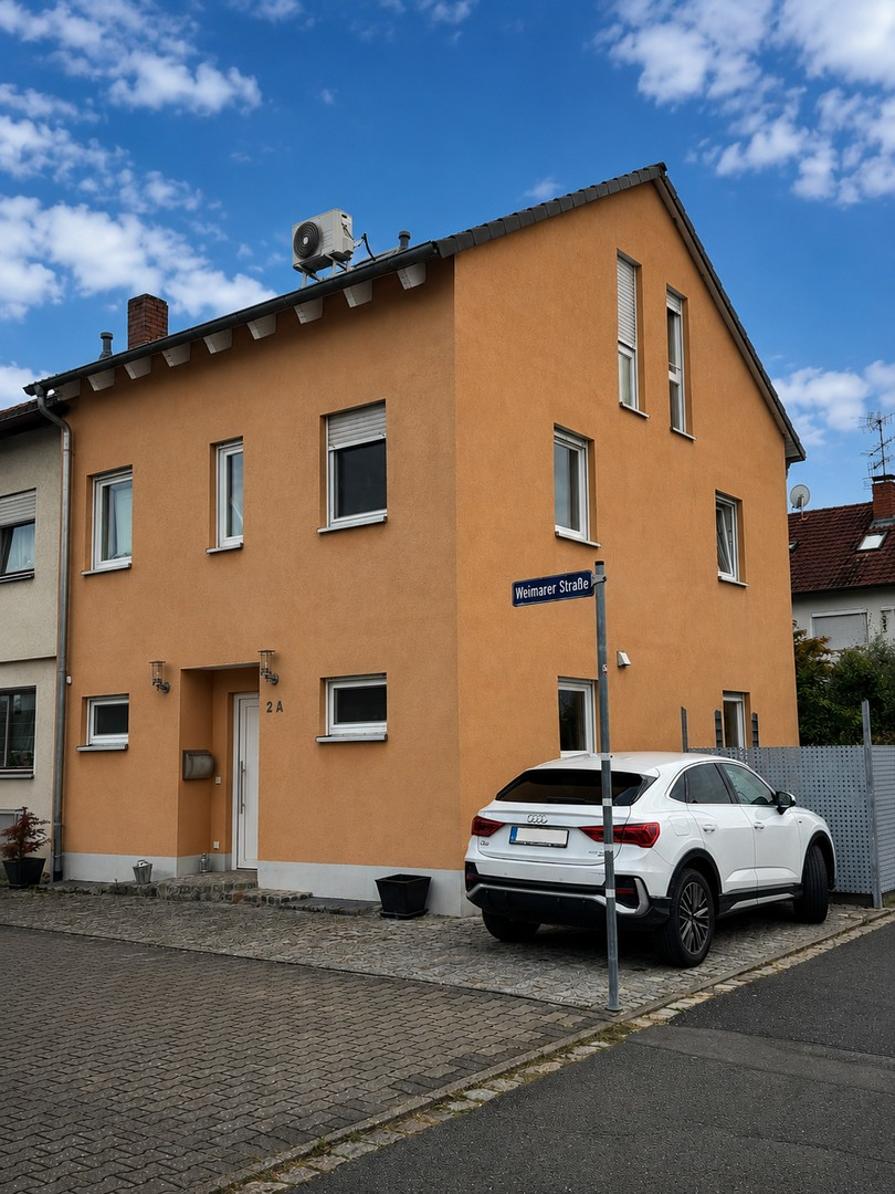 Eingang / Stellplatz