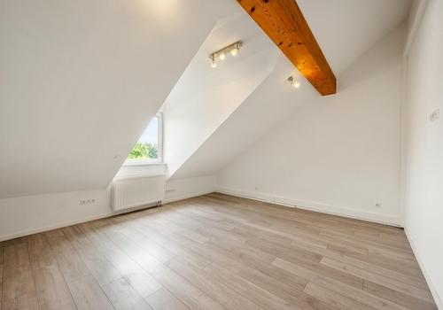 Schlafzimmer DG