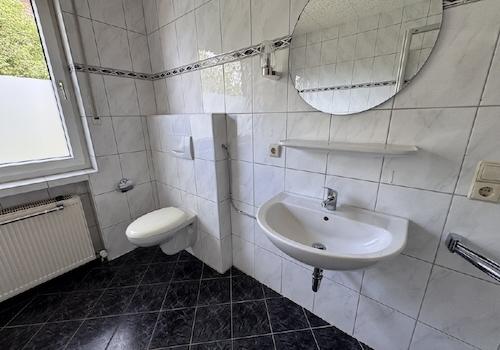 Badezimmer - Bild II
