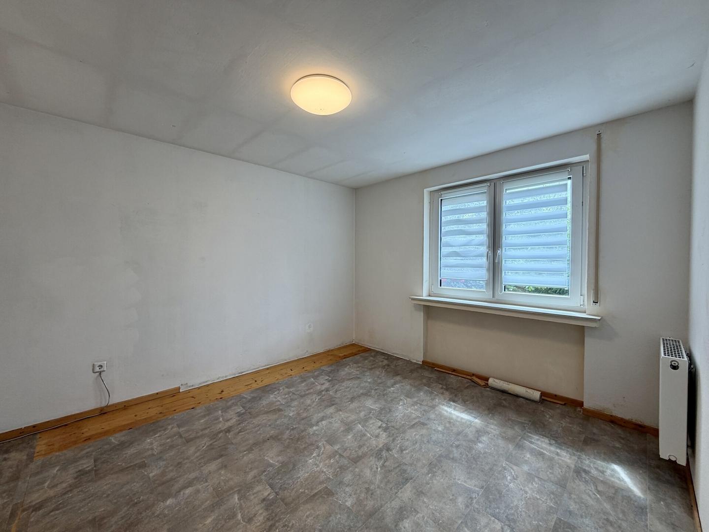 Büro EG