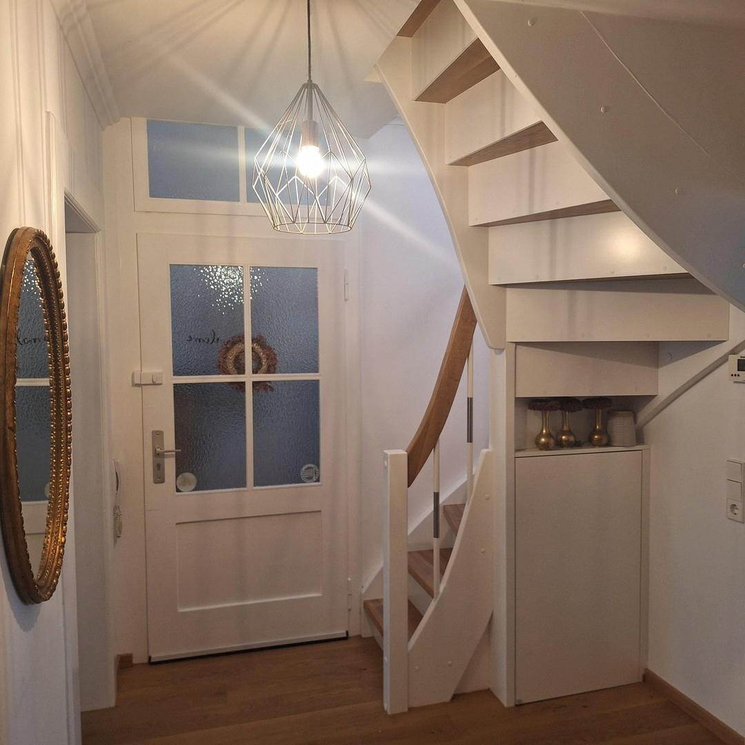 Eingangsbereich und Treppe 
