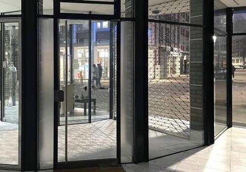 Schaufensteransicht innen (2)