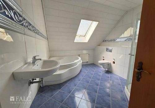 Badezimmer DG