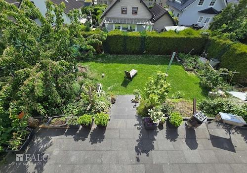 Balkonblick Garten