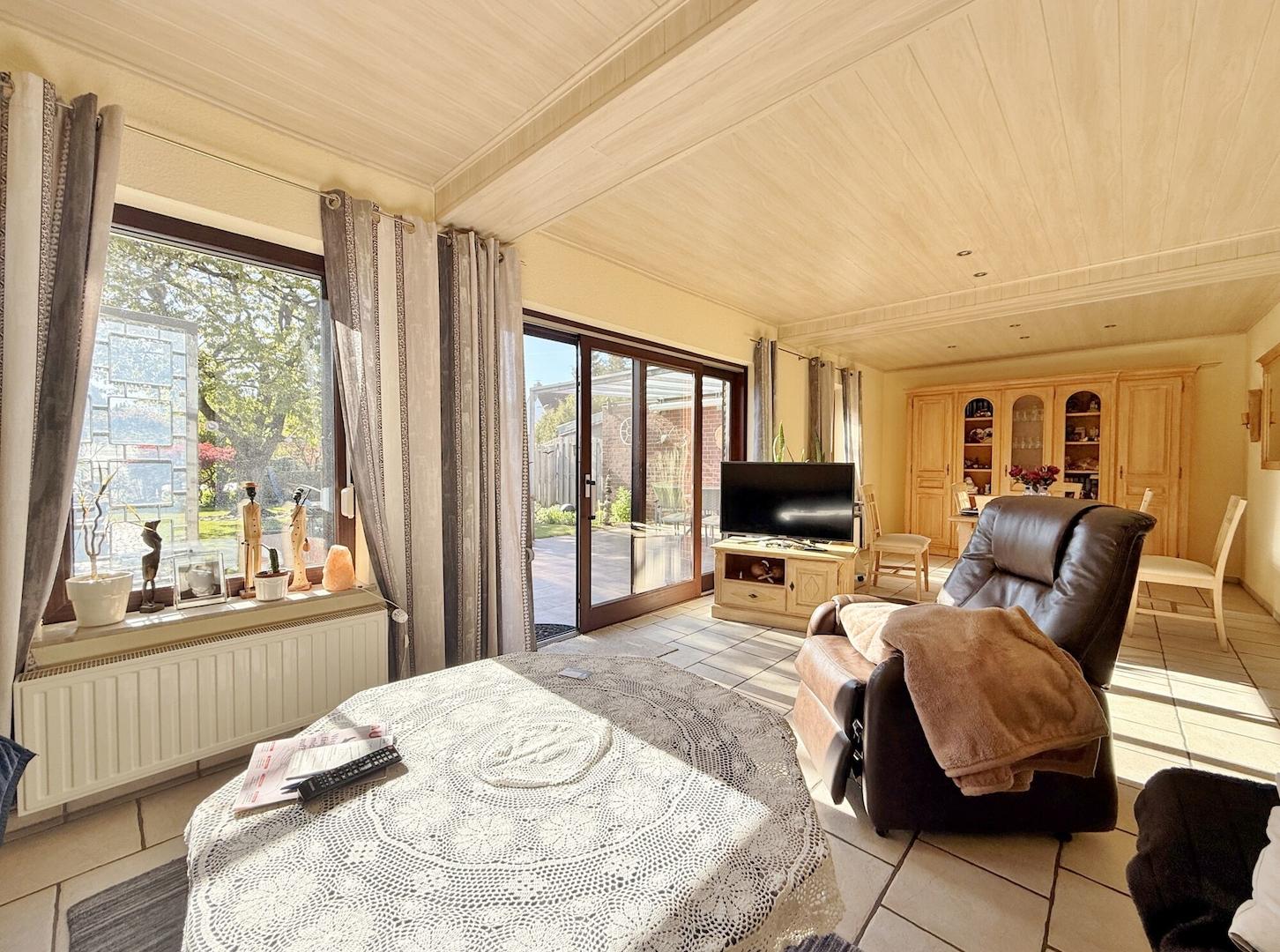 rückwärtiges Haus / OG / Wohn- u. Essbereich